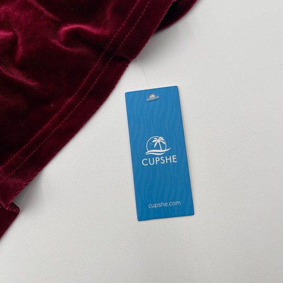 Cupshe Burgundy Velvet Dress Puff Sleeve Mini Dress Sz Small Holidays New NWT - Picture 8 of 13